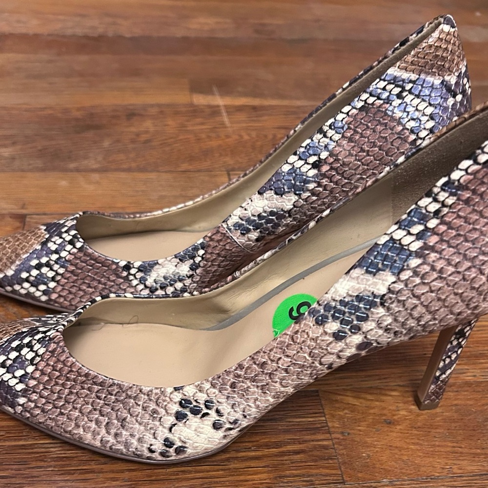 Naturalizer Brown Snakeskin Heels - Picture 8 of 10